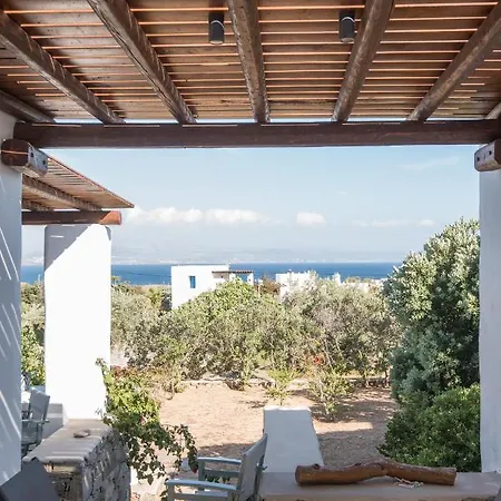 Seaview Euterpe Villa *