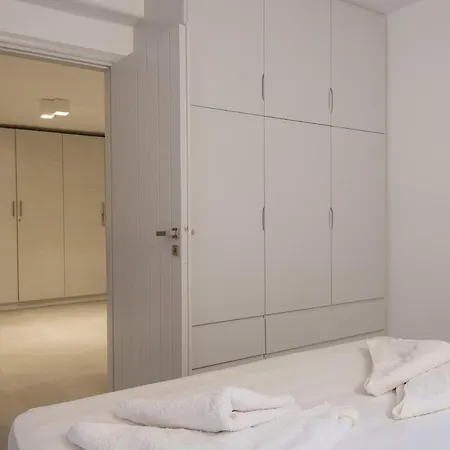 Seaview Euterpe Villa