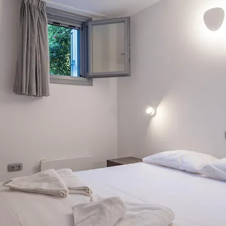 Seaview Euterpe Villa *